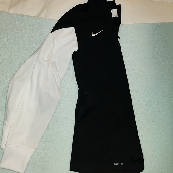Nike Dri-Fit Pullover - Picture 1 of 1